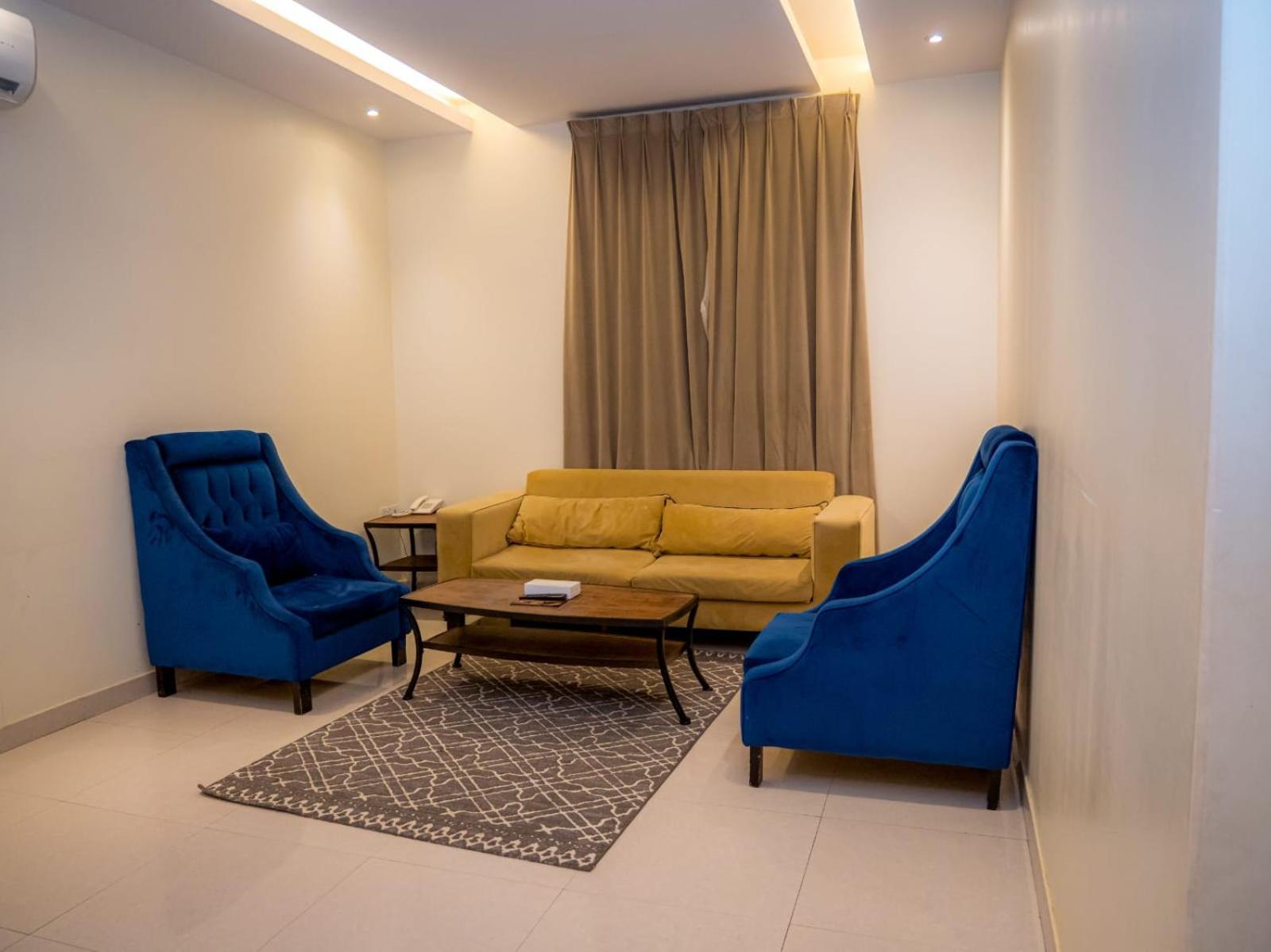 Open Hotel Riyadh Bagian luar foto